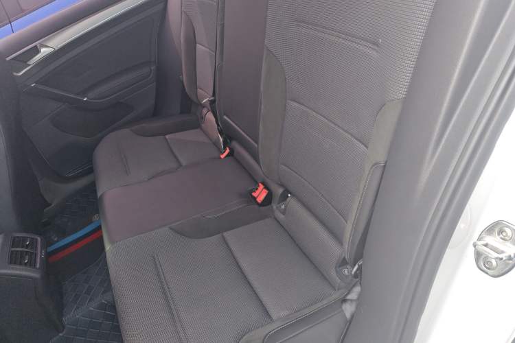 Used Volkswagen Golf 2018 1.6L Automatic Comfort Model Left Rear Seat