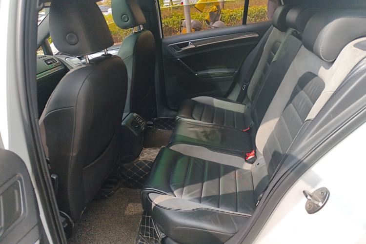 Used Volkswagen Golf 2018 280TSI Automatic R-Line Model Left Rear Seat