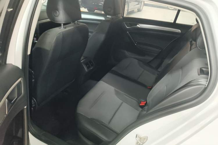 Used Volkswagen Golf 2018 230TSI Automatic Comfort Model Left Rear Seat