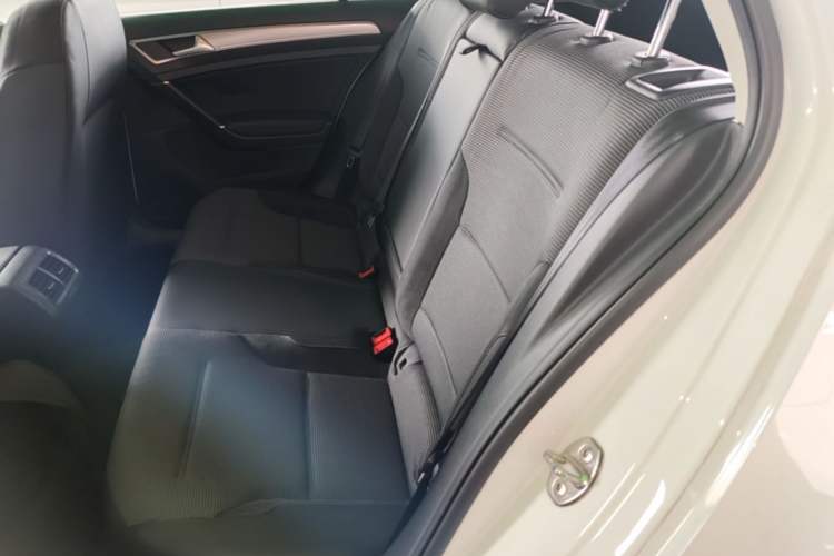 Used Volkswagen Golf 2018 230TSI Automatic Comfort Model Left Rear Seat