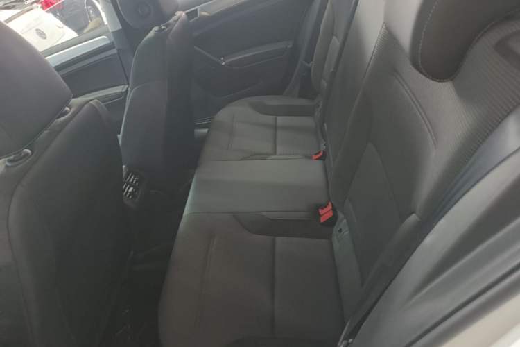Used Volkswagen Golf 2018 230TSI Automatic Comfort Model Left Rear Seat