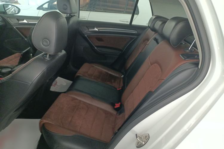 Used Volkswagen Golf 2018 230TSI Automatic Luxury Version Left Rear Seat