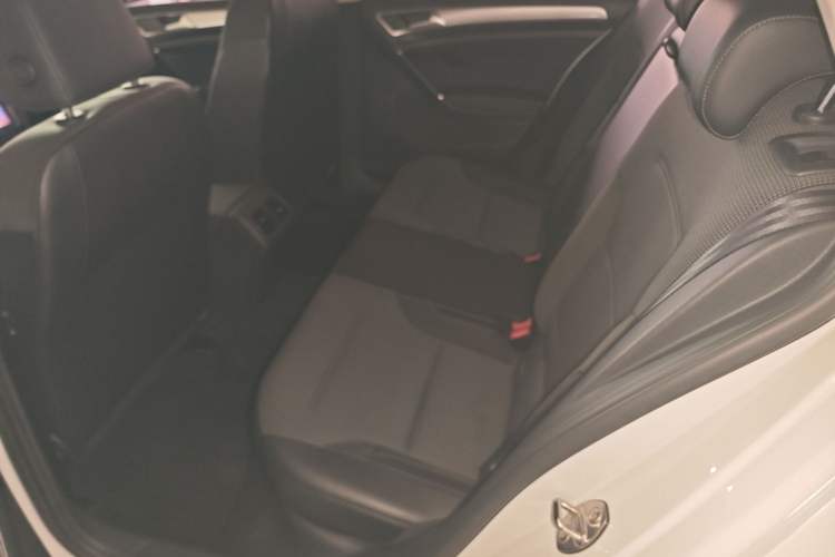 Used Volkswagen Golf 2018 230TSI Automatic Comfort Model Left Rear Seat