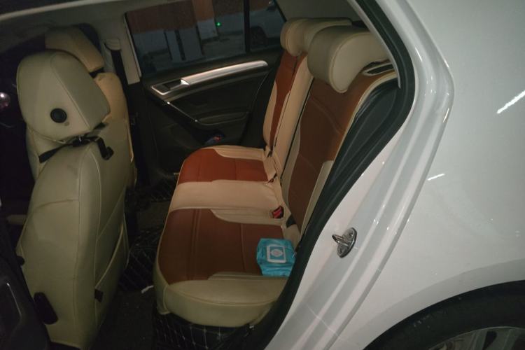 Used Volkswagen Golf 2018 1.6L Automatic Comfort Model Left Rear Seat