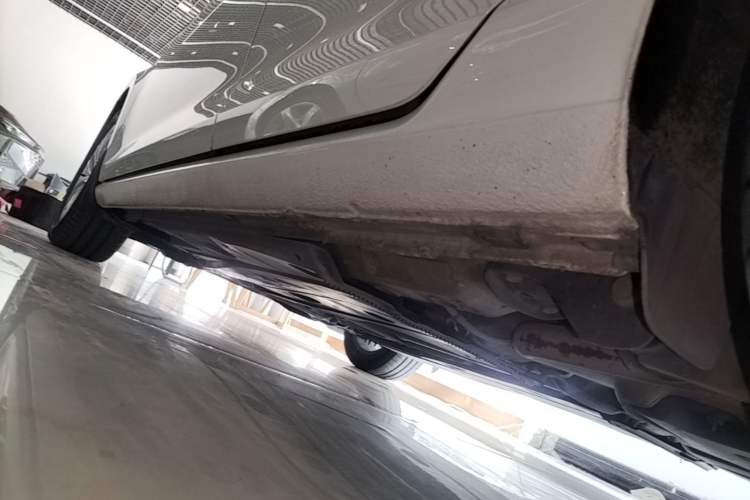 Used Volkswagen Golf 2018 1.6L Automatic Comfort Model Left Side Sill