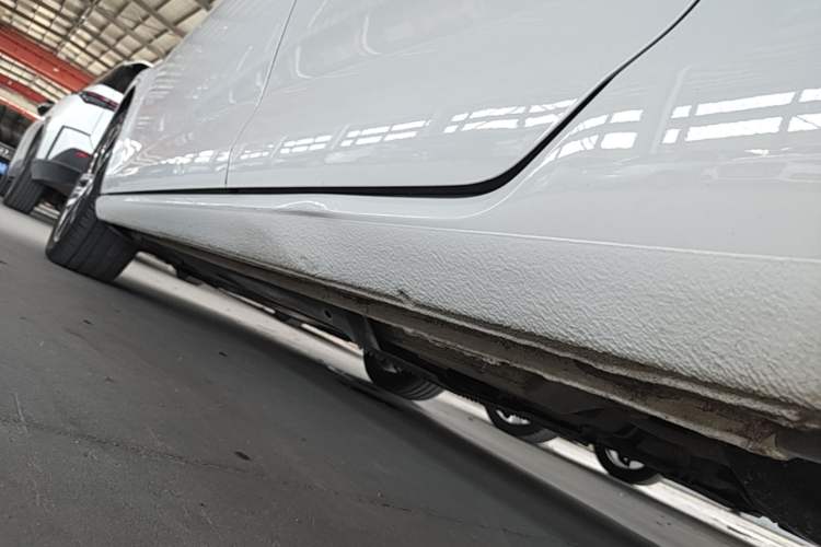 Used Volkswagen Golf 2018 230TSI Automatic Luxury Version Left Side Sill