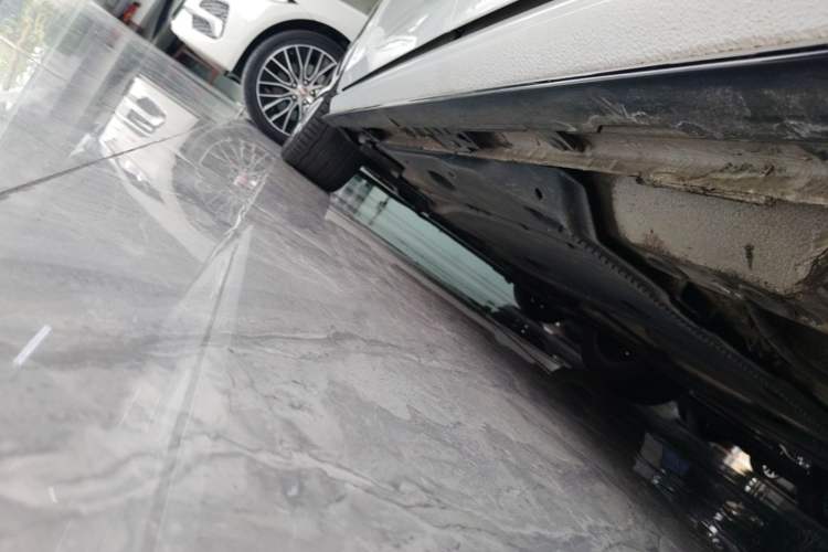 Used Volkswagen Golf 2018 280TSI Automatic R-Line Model Left Side Sill