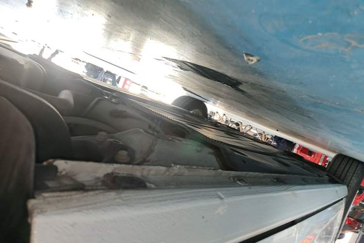 Used Volkswagen Golf 2018 230TSI Automatic Comfort Model Left Side Sill