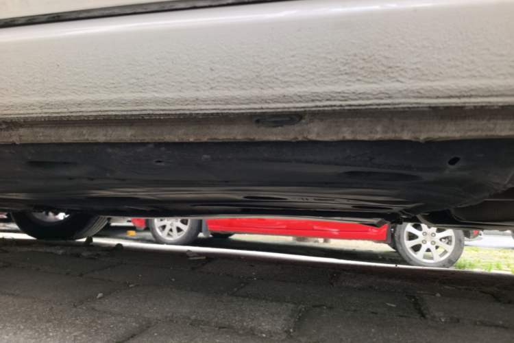 Used Volkswagen Golf 2018 1.6L Automatic Comfort Model Left Side Sill
