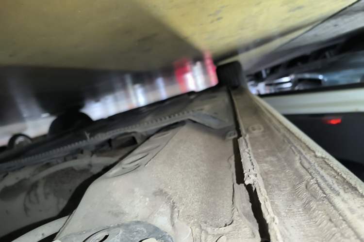 Used Volkswagen Golf 2018 230TSI Automatic Comfort Model Left Side Sill