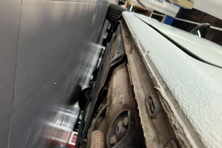 Used Volkswagen Golf 2018 1.6L Automatic Comfort Model Left Side Sill