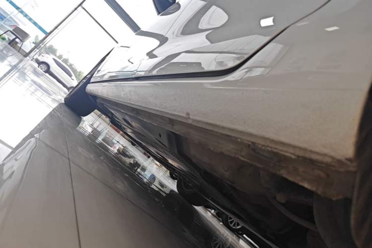 Used Volkswagen Golf 2018 230TSI Automatic Comfort Model Left Side Sill