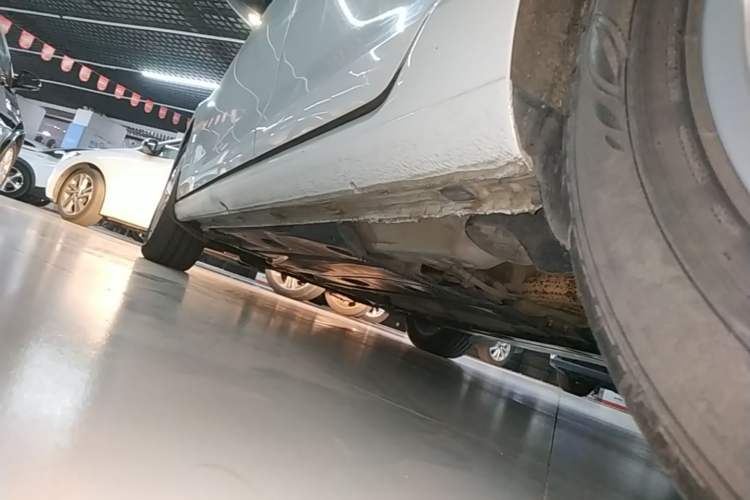 Used Volkswagen Golf 2018 1.6L Automatic Comfort Model Left Side Sill