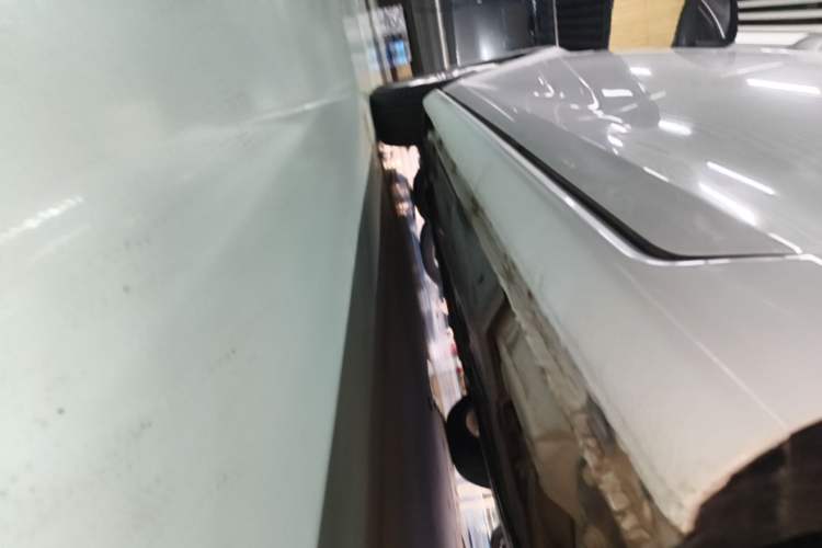 Used Volkswagen Golf 2018 230TSI Automatic Comfort Model Left Side Sill