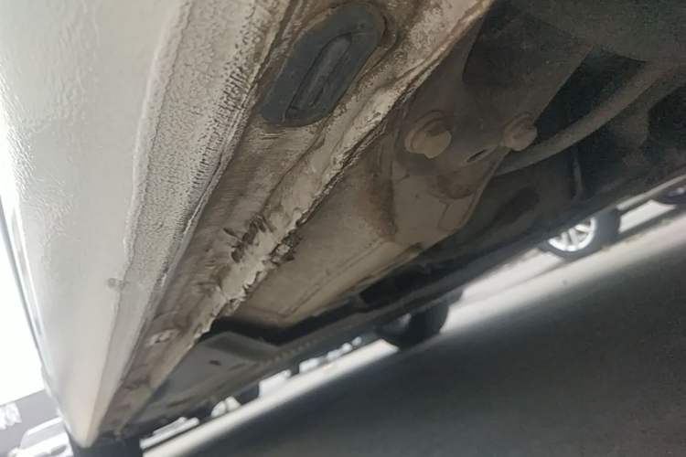 Used Volkswagen Golf 2018 230TSI Automatic Comfort Model Left Side Sill