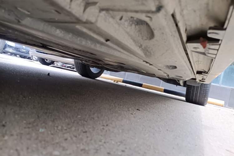 Used Volkswagen Golf 2018 280TSI Automatic R-Line Model Left Side Sill