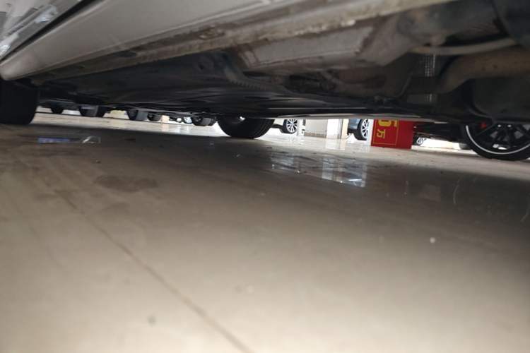 Used Volkswagen Golf 2018 230TSI Automatic Comfort Model Left Side Sill