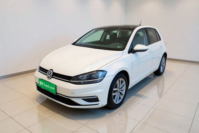 Ojetý Volkswagen Golf 2018 230TSI Automatic Comfort Model