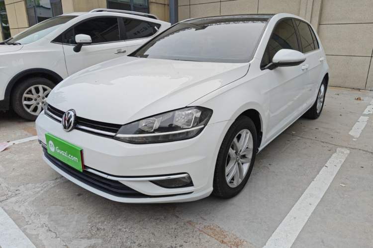 Used Volkswagen Golf 2018 230TSI Automatic Comfort Model Guazi used car, China used car export, Used car for sale, Used  cars, Cheapest cars for sale