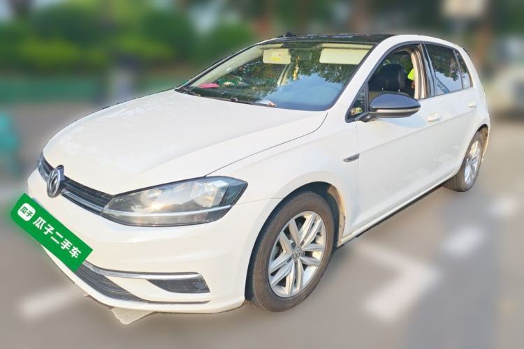 Used Volkswagen Golf 2018 230TSI Automatic Comfort Model Guazi used car, China used car export, Used car for sale, Used  cars, Cheapest cars for sale