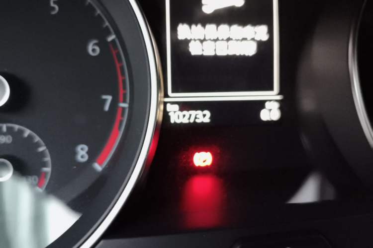Used Volkswagen Golf 2018 230TSI Automatic Luxury Version Odometer Close Up