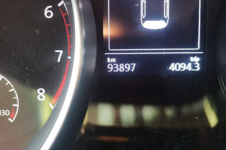 Used Volkswagen Golf 2018 1.6L Automatic Comfort Model Odometer Close Up