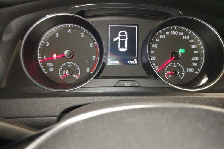 Used Volkswagen Golf 2018 1.6L Automatic Comfort Model Odometer Close Up