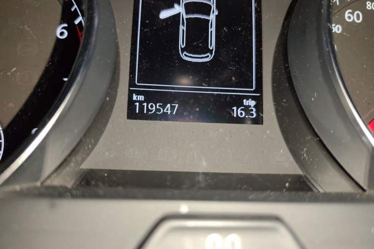 Used Volkswagen Golf 2018 230TSI Manual Comfort Version Odometer Close Up