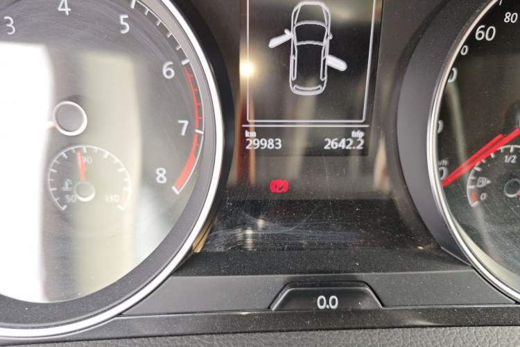 Used Volkswagen Golf 2018 1.6L Automatic Comfort Model Odometer Close Up