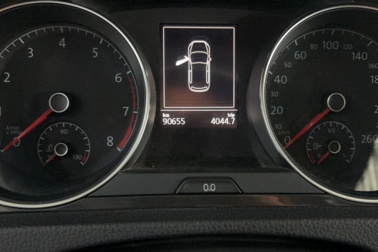 Used Volkswagen Golf 2018 1.6L Automatic Comfort Model Odometer Close Up