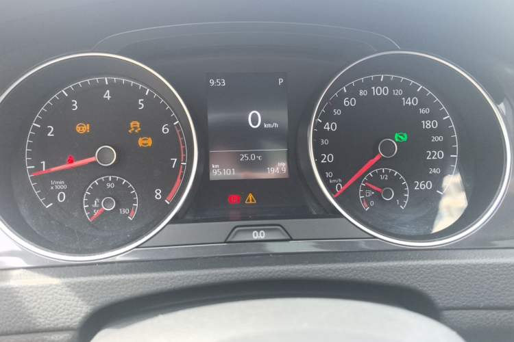 Used Volkswagen Golf 2018 1.6L Automatic Comfort Model Odometer Close Up