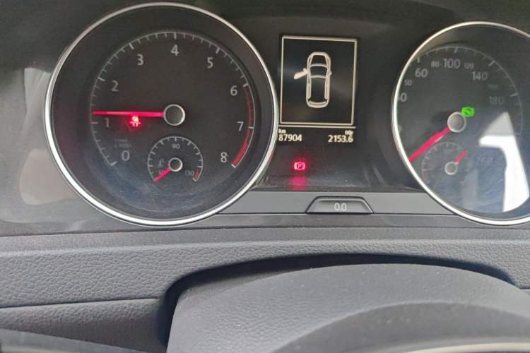 Used Volkswagen Golf 2018 230TSI Automatic Comfort Model Odometer Close Up
