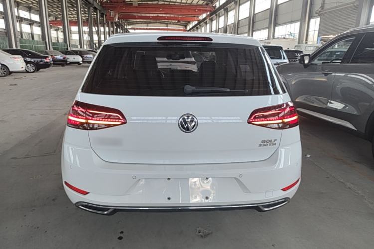 Used Volkswagen Golf 2018 230TSI Automatic Luxury Version Rear