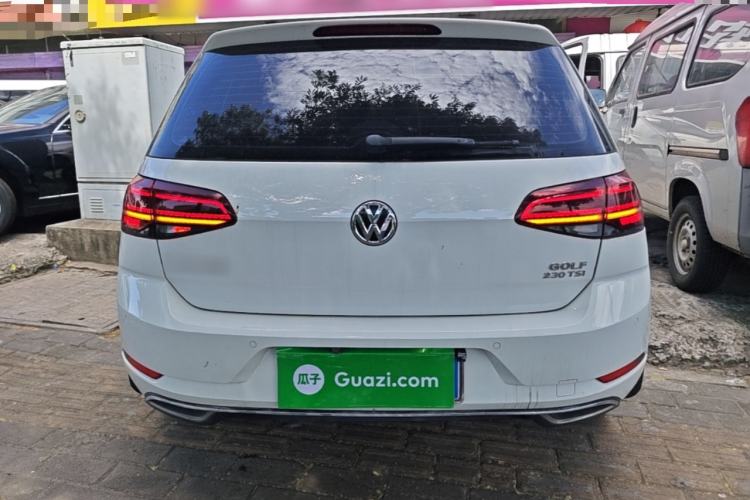 Used Volkswagen Golf 2018 230TSI Automatic Luxury Version Rear