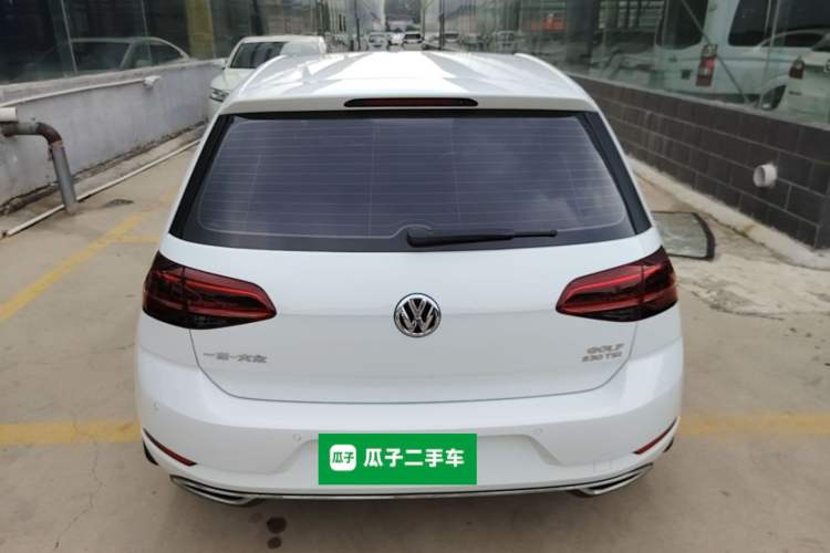 Used Volkswagen Golf 2018 230TSI Automatic Luxury Version Rear
