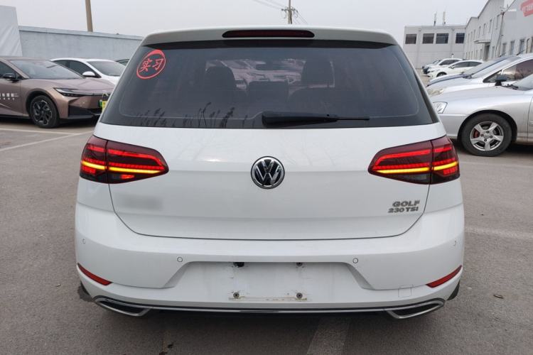 Used Volkswagen Golf 2018 230TSI Automatic Luxury Version Rear