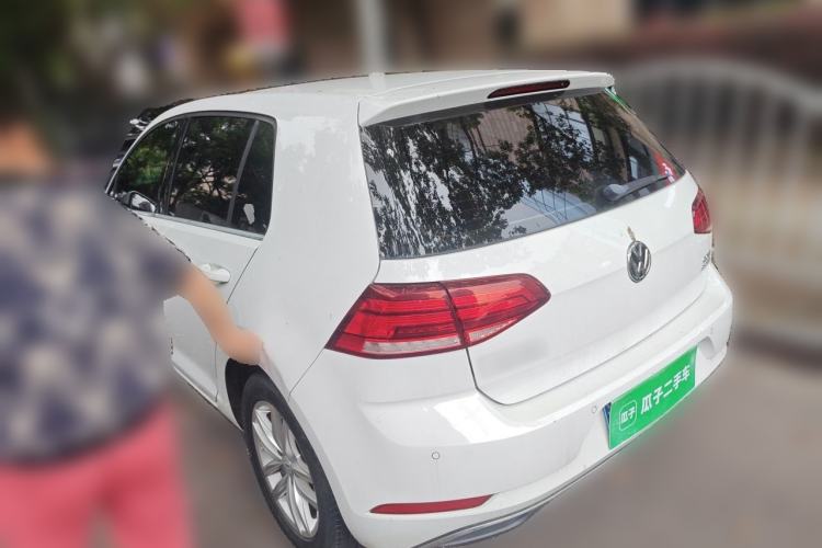 Used Volkswagen Golf 2018 230TSI Manual Comfort Version Rear Left 45 Deg