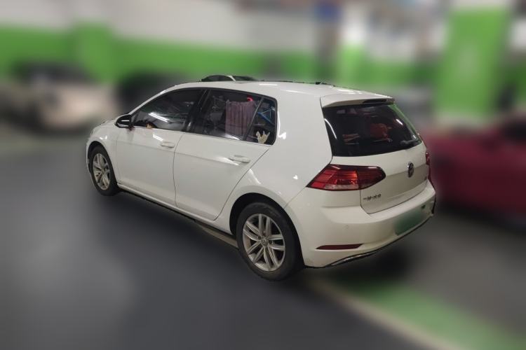 Used Volkswagen Golf 2018 1.6L Automatic Comfort Model Rear Left 45 Deg