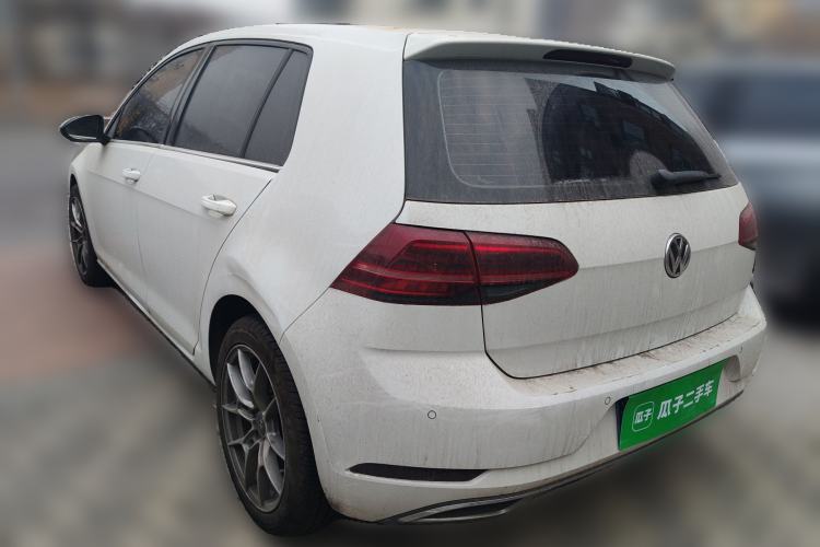 Used Volkswagen Golf 2018 230TSI Automatic Luxury Version Rear Left 45 Deg