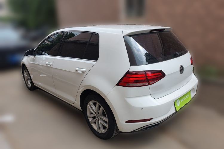 Used Volkswagen Golf 2018 1.6L Automatic Comfort Model Rear Left 45 Deg
