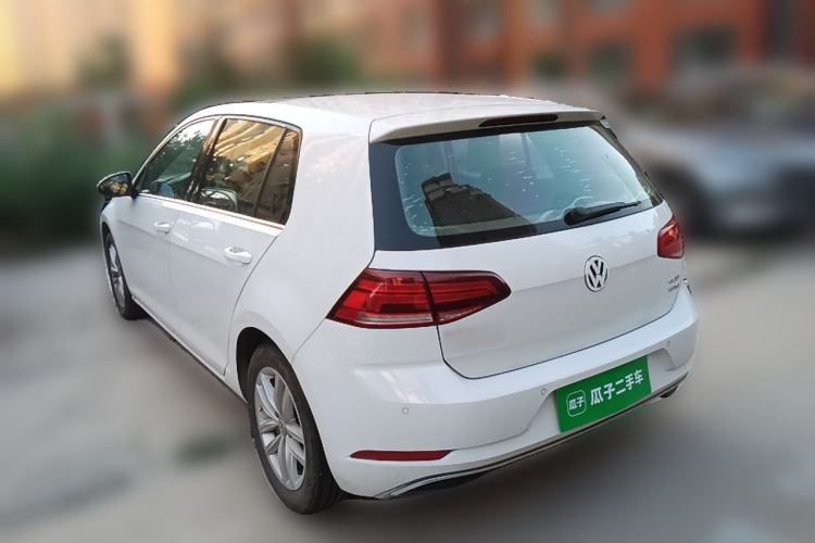 Used Volkswagen Golf 2018 1.6L Automatic Comfort Model Rear Left 45 Deg
