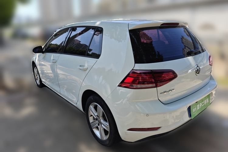 Used Volkswagen Golf 2018 1.6L Automatic Fashion Model Rear Left 45 Deg