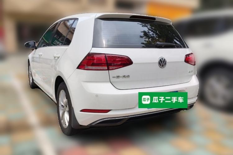 Used Volkswagen Golf 2018 1.6L Automatic Comfort Model Rear Left 45 Deg