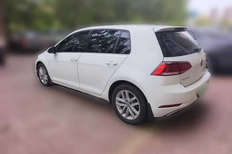 Used Volkswagen Golf 2018 230TSI Automatic Comfort Model Rear Left 45 Deg