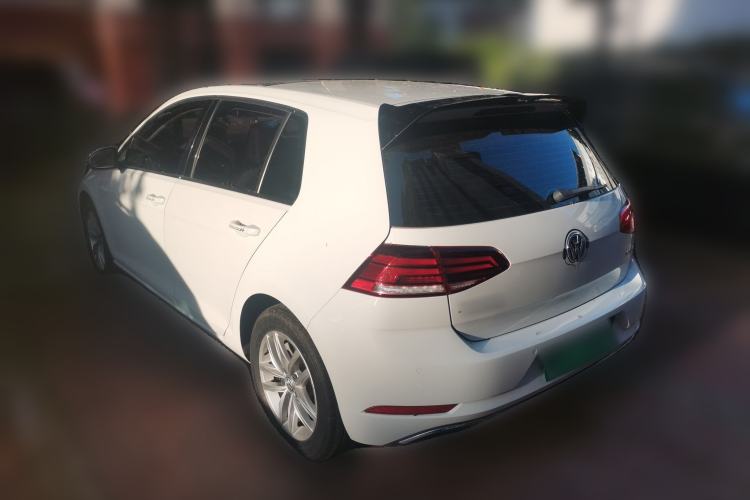 Used Volkswagen Golf 2018 1.6L Automatic Comfort Model Rear Left 45 Deg