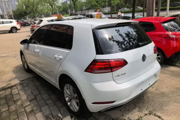 Used Volkswagen Golf 2018 1.6L Automatic Comfort Model Rear Left 45 Deg