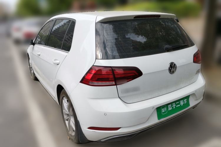 Used Volkswagen Golf 2018 230TSI Automatic Comfort Model Rear Left 45 Deg