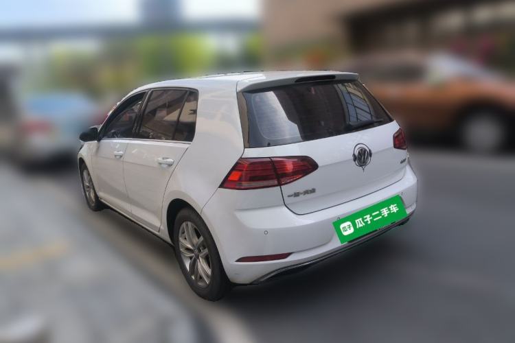 Used Volkswagen Golf 2018 230TSI Manual Comfort Version Rear Left 45 Deg