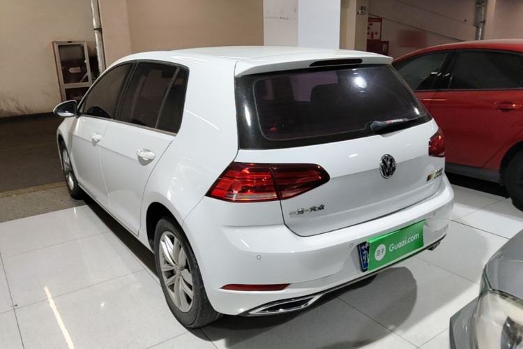 Used Volkswagen Golf 2018 230TSI Automatic Comfort Model Rear Left 45 Deg