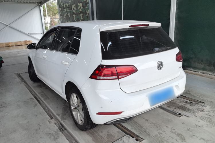 Used Volkswagen Golf 2018 1.6L Automatic Comfort Model Rear Left 45 Deg
